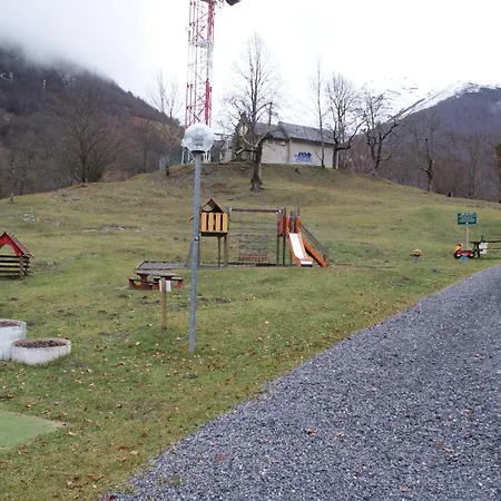 Domaine Des 100 Lacs 2 6 Personnes Cauterets