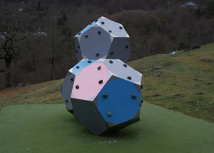 Domaine Des 100 Lacs 2 6 Personnes